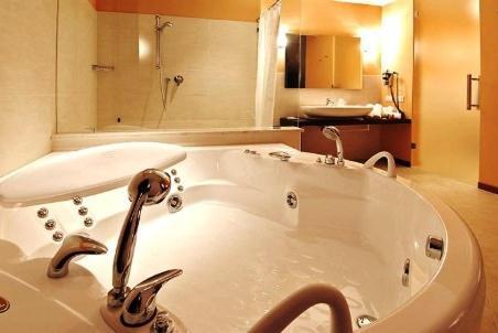 Rosso Frizzante Hotel Sorbara Ruang foto
