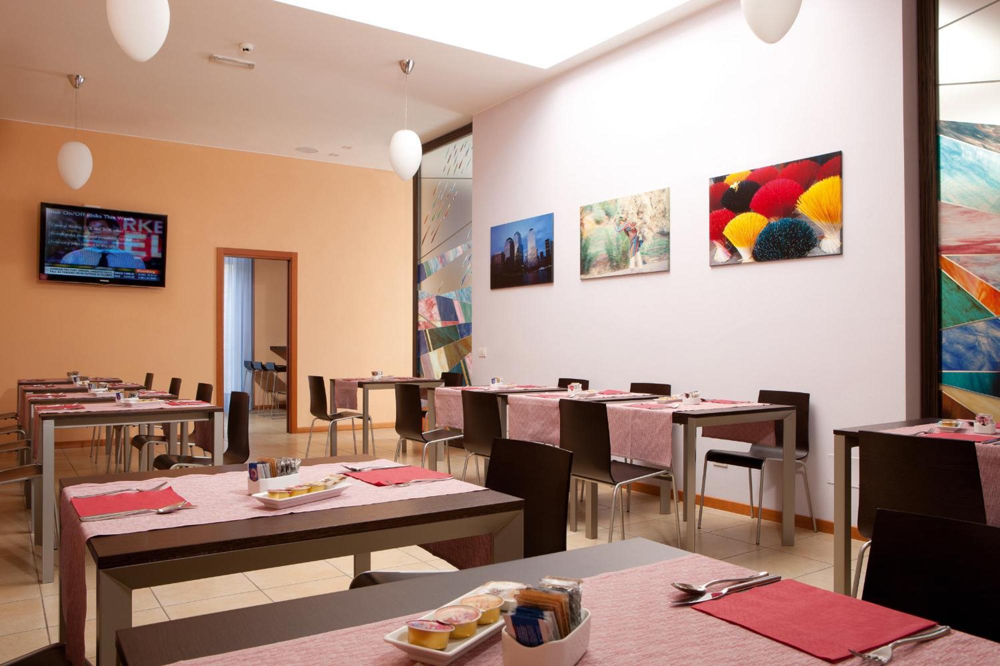 Rosso Frizzante Hotel Sorbara Bagian luar foto